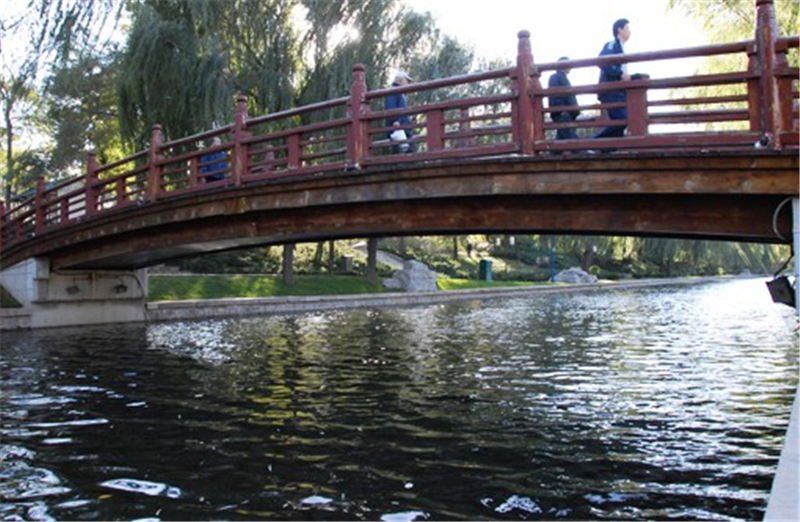 北京西土城溝河道告別黑臭